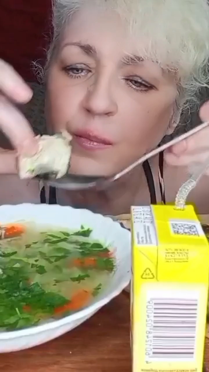 Мукбанг смотреть онлайн