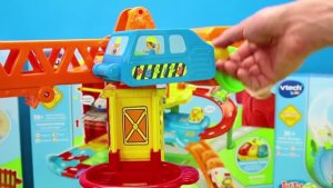 Строительный Кран поднимает грузы! И другие игрушки 🚜 Видео про Машинки детям