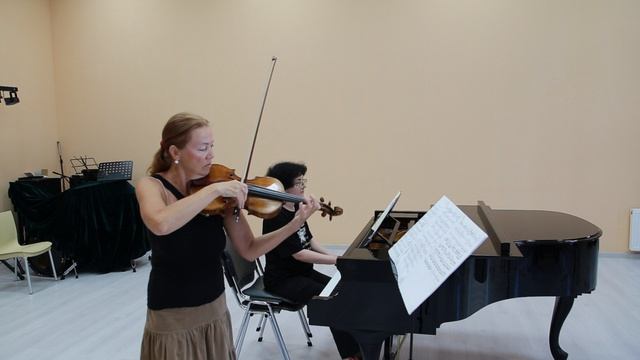 Irina Krasko plays R Schumann Sonata No. 1 in A Minor, Op. 105 part 1 смотреть онлайн