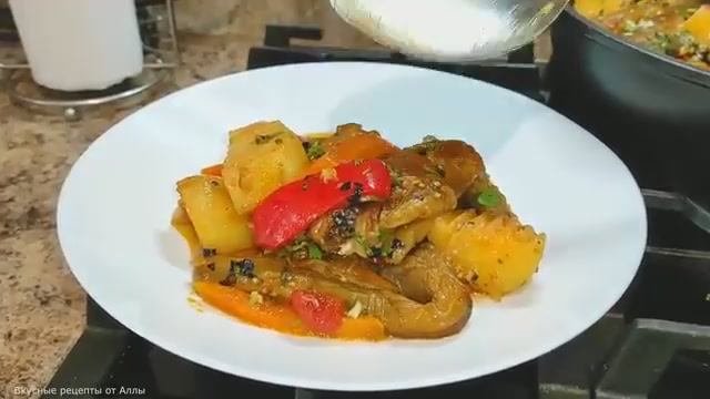 Овощное рагу с баклажанами. смотреть онлайн