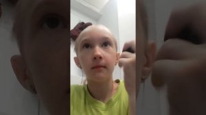 причёсываюсь.