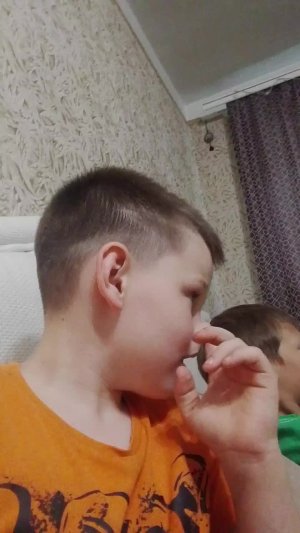 Челлендж не касаться пола