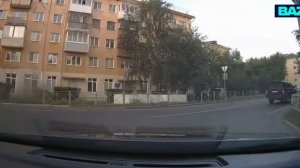 В Северодвинске легковушка влетела в стену дома.

В результате ДТП 40-летний водитель скончался