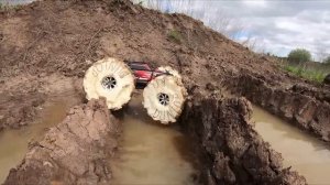 ПсевдоШЕРП против LR Defender ... Шины из ПЕНЫ. OFFroad 4x4 Traxxas Summit