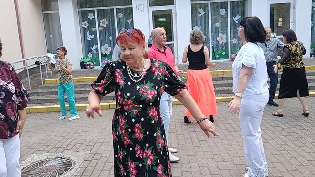 Какой же я вам дед....... 11.07.26 Гомель парк Луначарского 🥰💫 смотреть онлайн