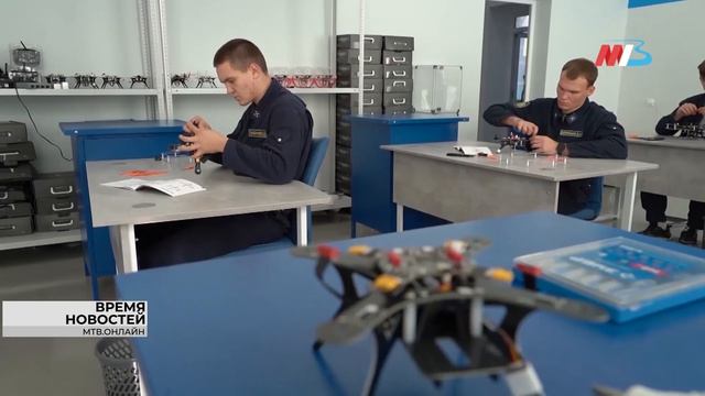 18-летний волгоградец заключил контракт с Министерством Обороны Российской Федерации смотреть онлайн