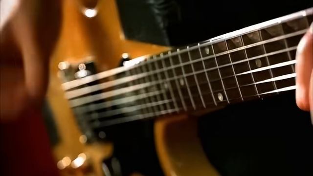 Green Day - Waiting (HD Upscale)
