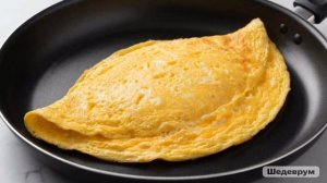Красивый и вкусный омлет.