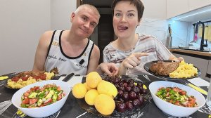 Мукбанг ПОДСТАВА от магазина! ЖРЁМ всё подряд и ХУДЕЕМ! Когда мы были БОЛЬШИМИ) Семейный ужин Россия
