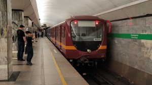 🟩 Спецсостав на станции метро Приморская