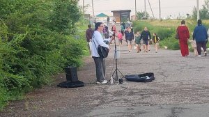 Местный певец