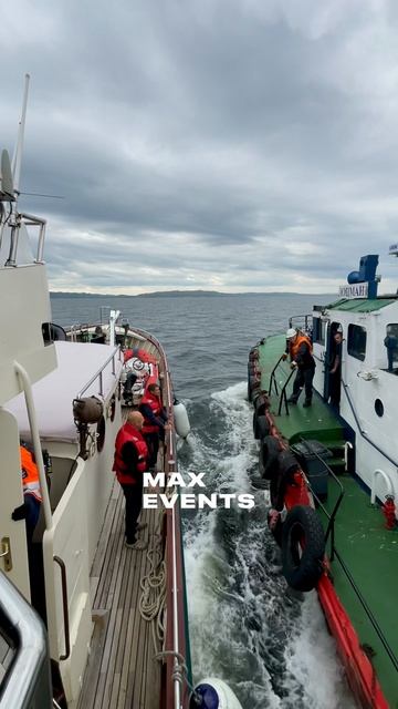 Арктические морские круизы на экспедиционной яхте Мурманск - Териберка - Мурманск