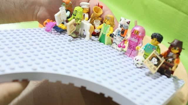 ЛЕГО LEGO девятая минифигурка 29 серия