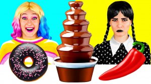 Уэнсдей Против Энид Синклер Шоколадное Фондю Челлендж от PaRaRa Challenge