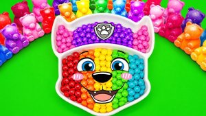 Готовим конфетную ванночку Rainbow CHASE Paw Patrol, раскрашивая ее смесью СЛИЗИ и ГЛИНЫ!