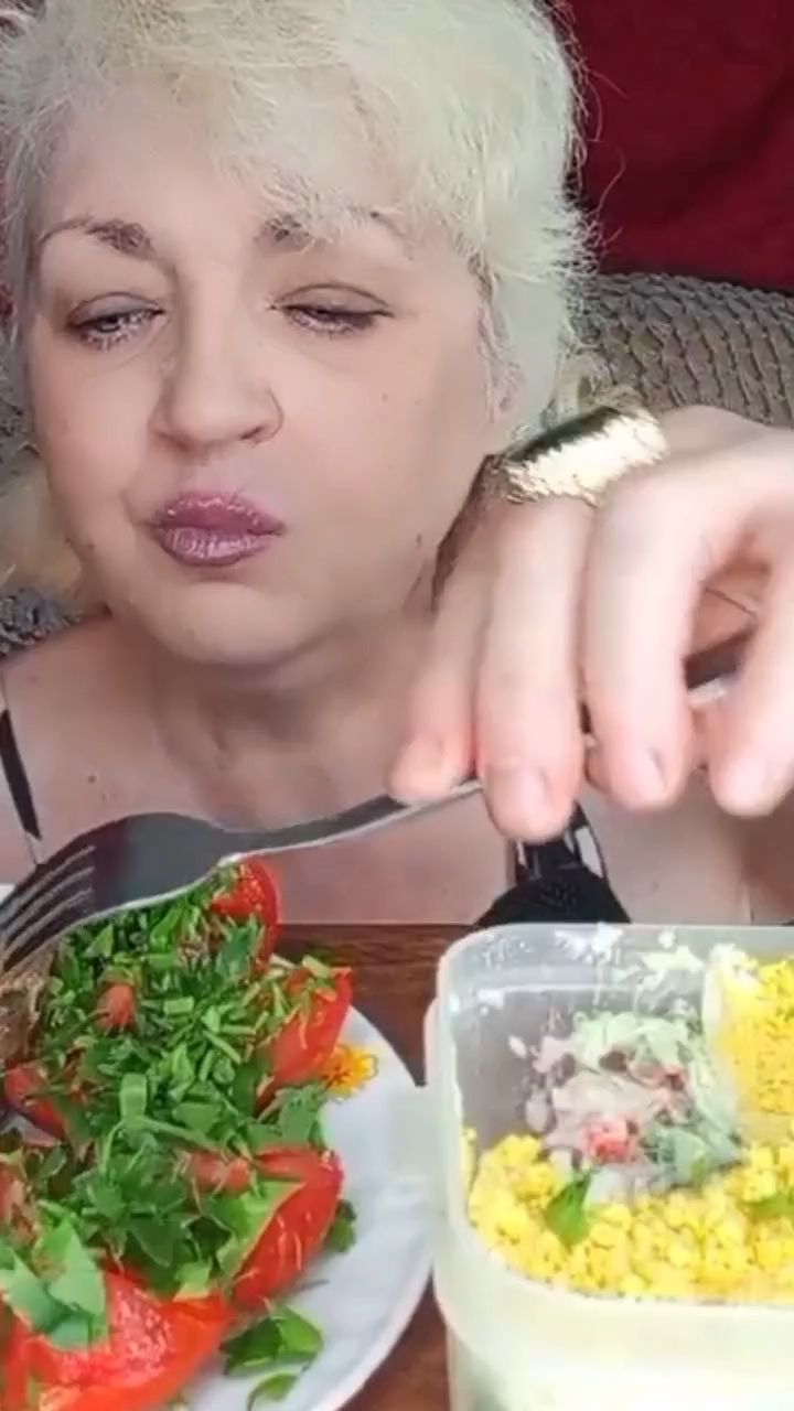 Мукбанг смотреть онлайн