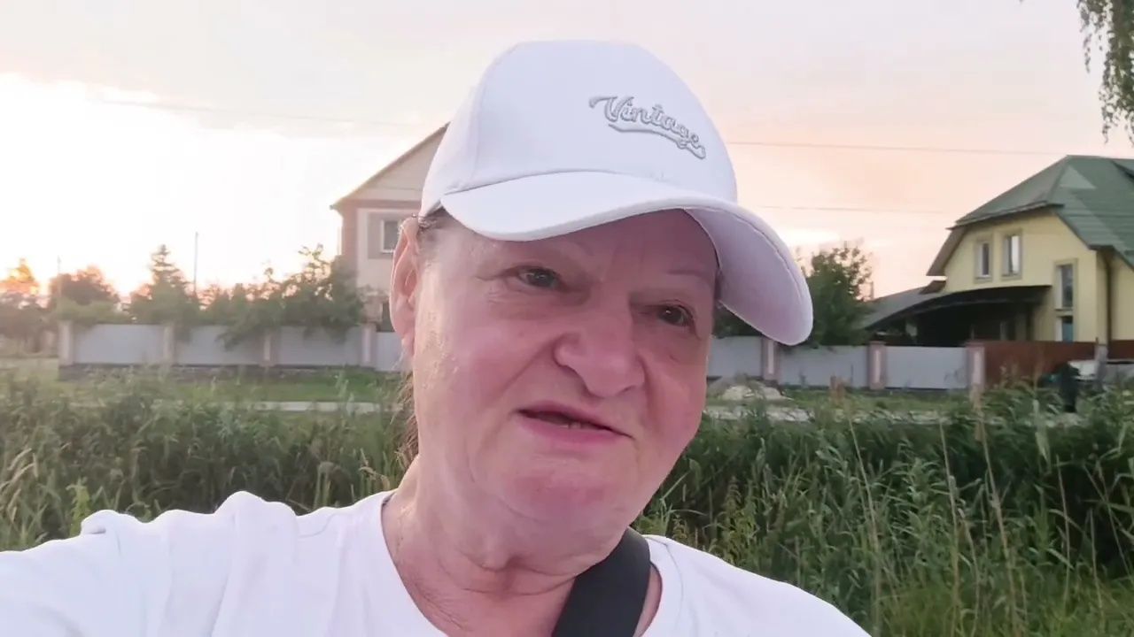 Три поколения. Чем закончился вечер и доброе утро!!! смотреть онлайн