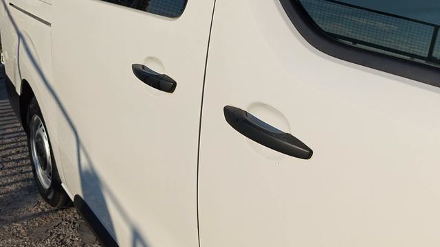 Peugeot Travellier Expert, Toyota Pro Ice
в продаже