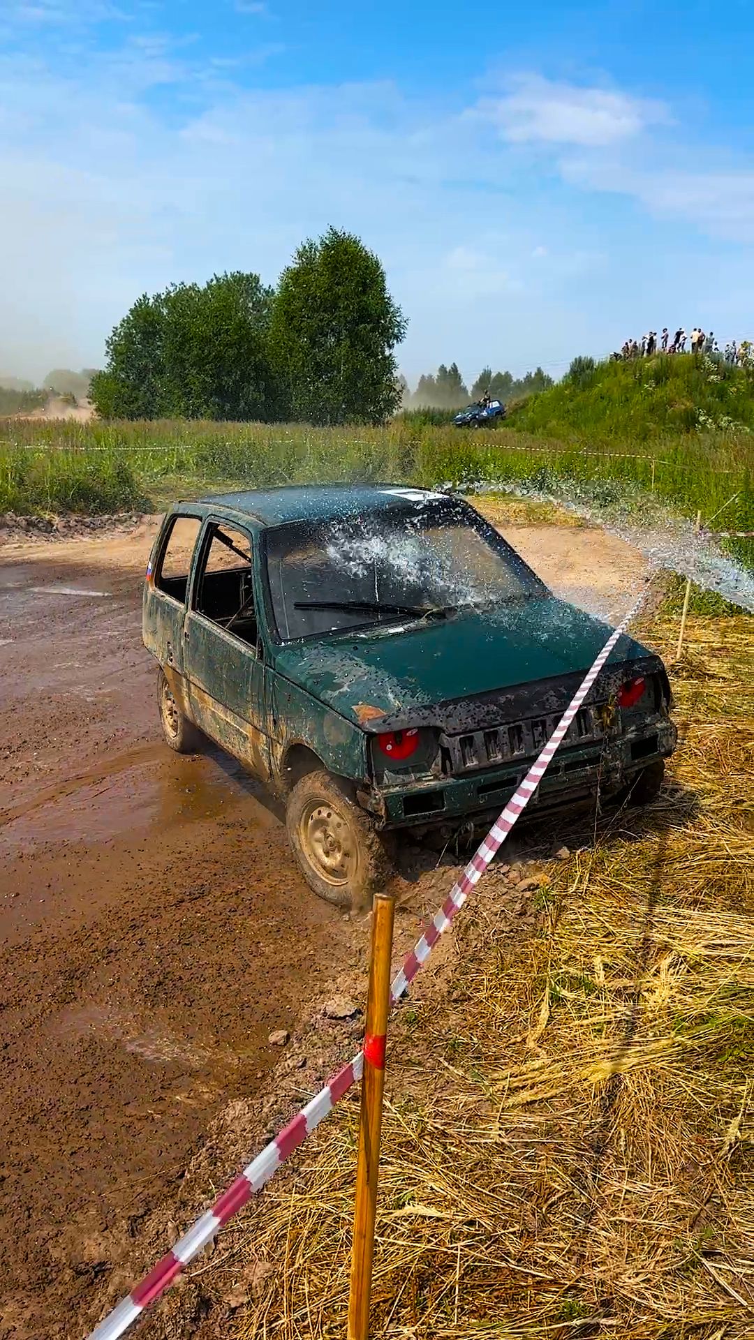 ГОНКА 100 КРУГОВ АДА! Рубятся до последнего