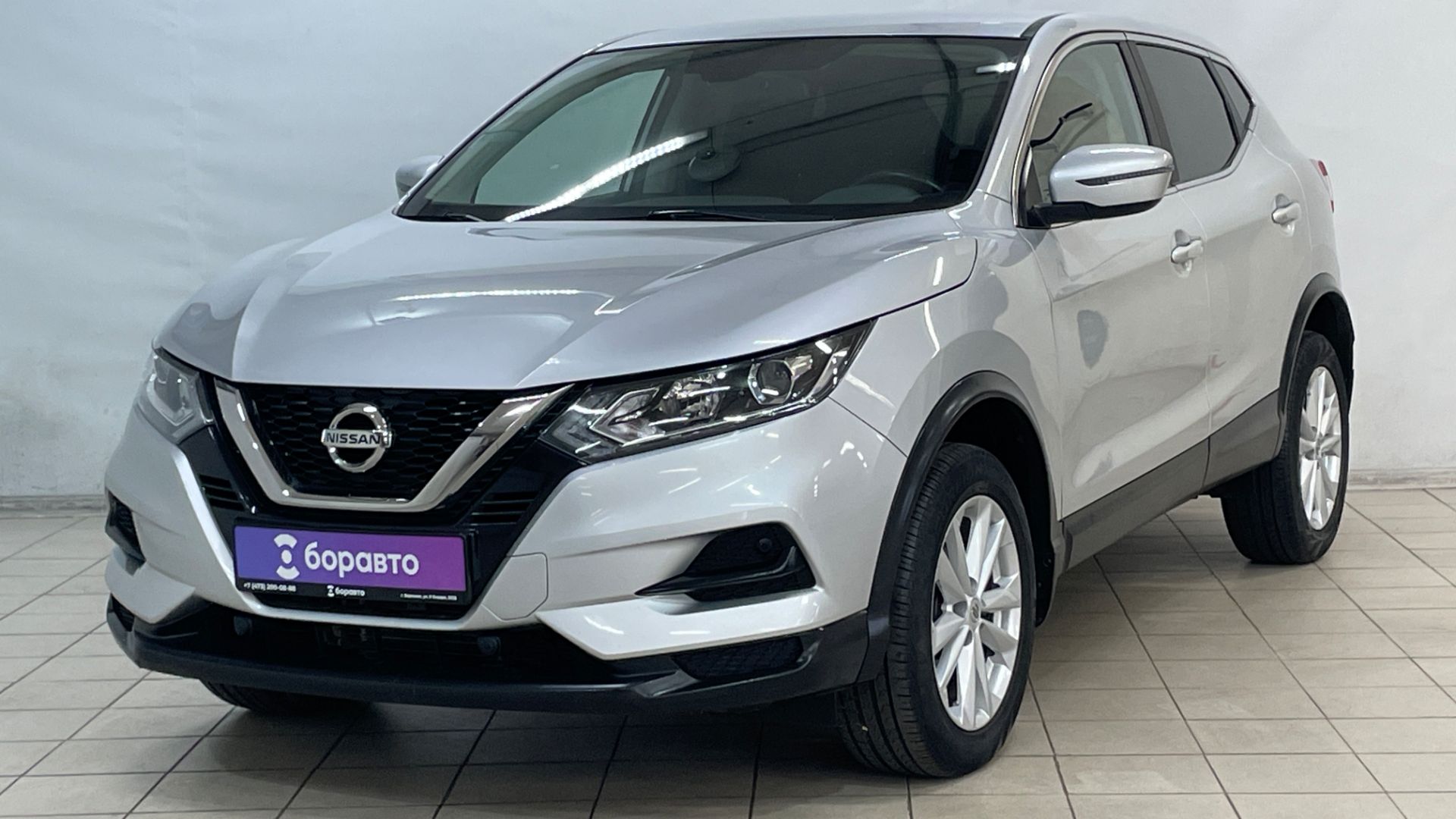 NISSAN QASHQAI смотреть онлайн