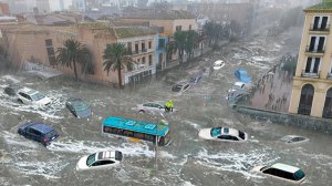 Потоп в Сочи: водопады из грязи и затопленные машины во дворах!