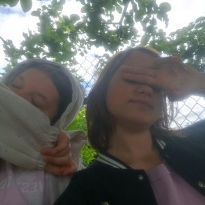 Две Мииии
