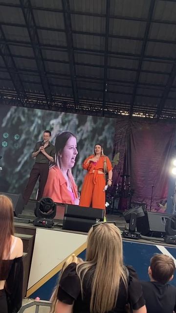 Зажигаю зрителей громко петь 😄🔥