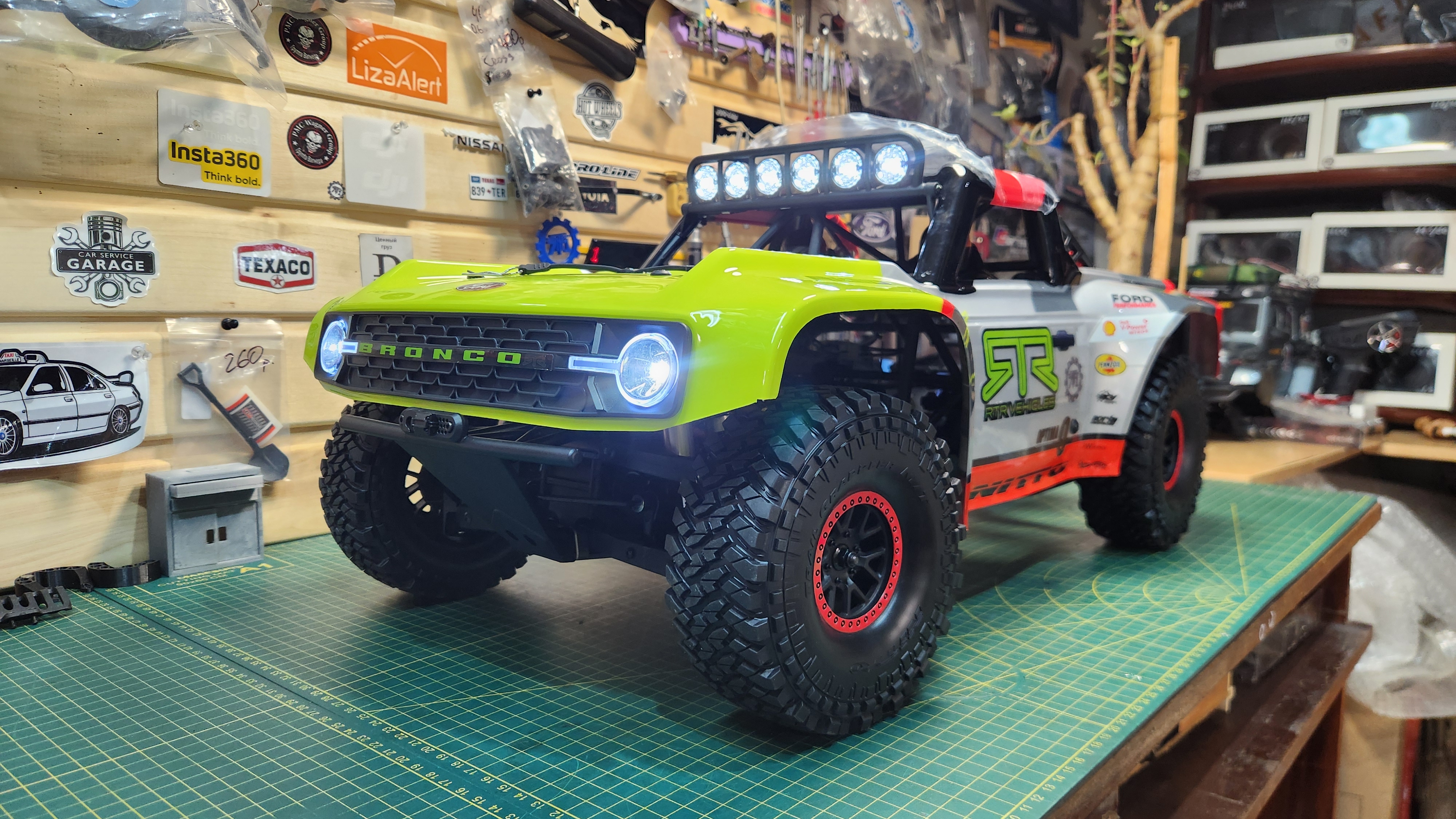 Fms Ford Bronco u4 funhaver 1/7 6s смотреть онлайн