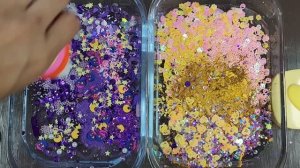 МЕГА СМЕШИВАНИЕ! 🌈 Добавляю помады, косметику и M&M's в Радужный Слайм  АСМР
