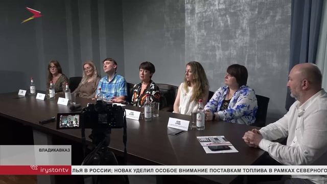 В ТЮЗе «Саби» презентовали Всероссийский проект «Тузлуков вернисаж» смотреть онлайн