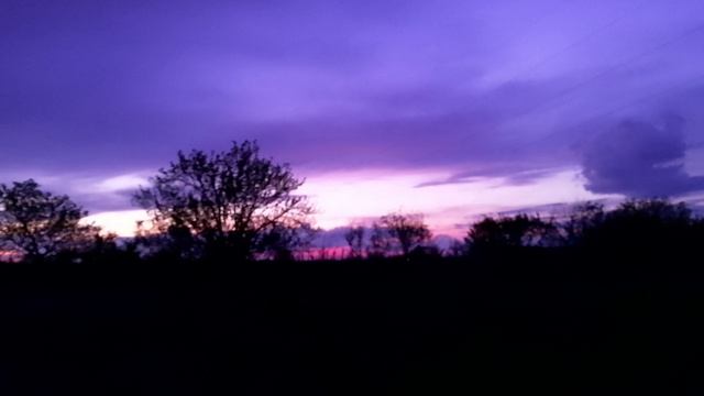 evening sky... смотреть онлайн