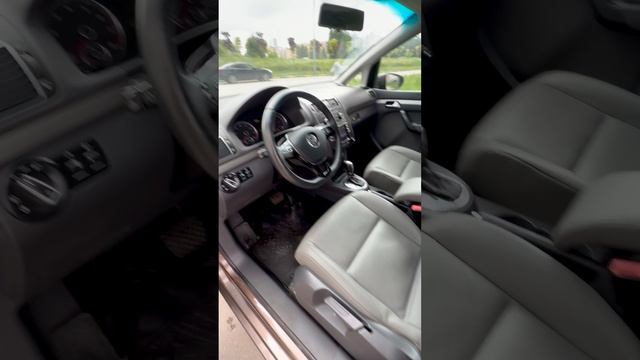 Фольцваген Туран . смотреть онлайн