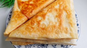 Треугольники из лаваша с творогом и зеленью на сковороде🧀
