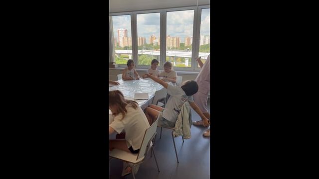 Art and craft в летнем лагере Kingsley  для группы Beginner 7-9 лет