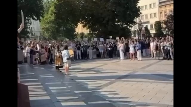 На Украине начались протесты из-за решения Зеленского уволить министра обороны Фёдорова