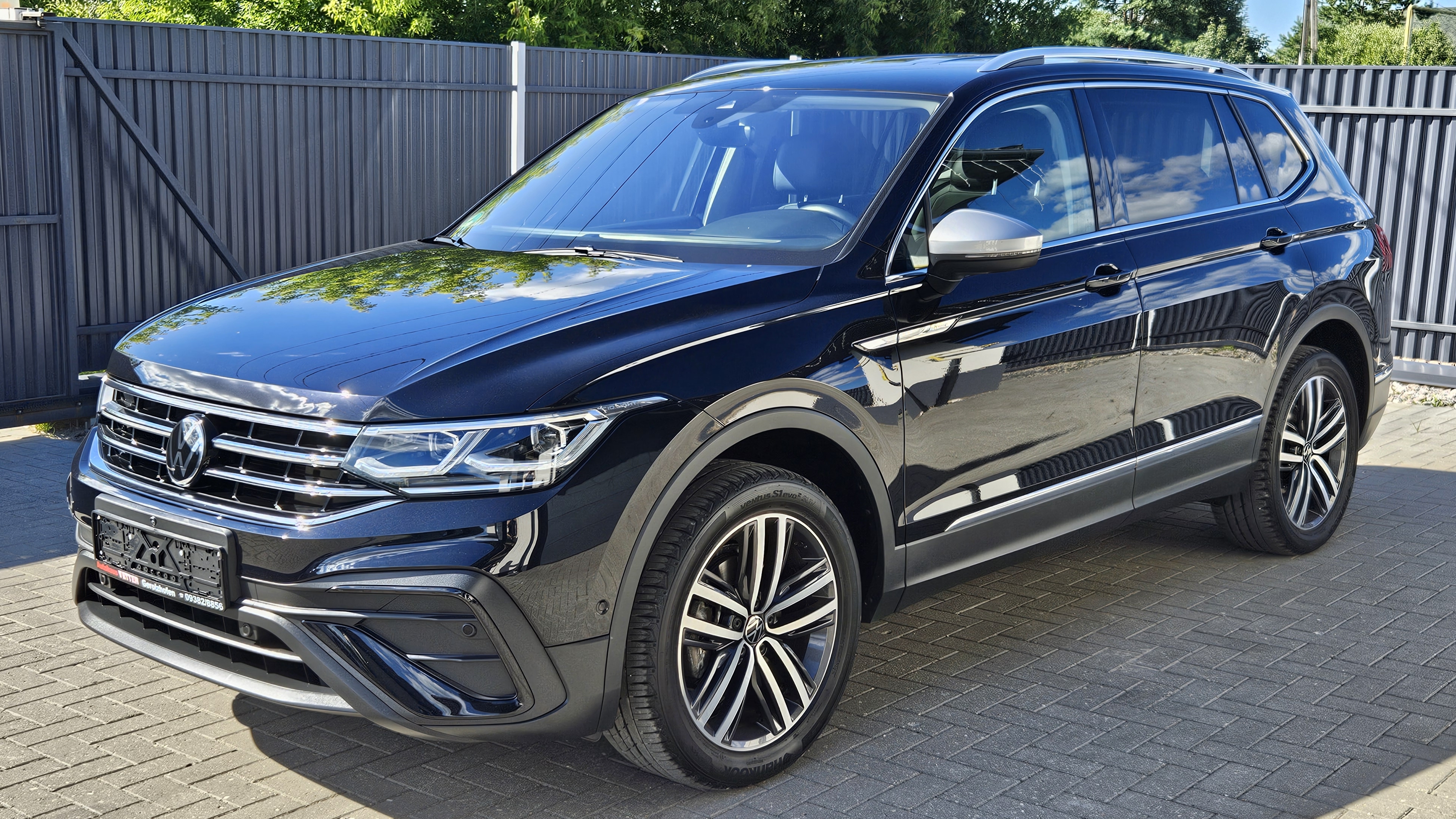 VW Tiguan Allspace 2023! 1.5 TSi 150 hp DSG7 DQ381. IQ.Light, кожа, камеры 360⁰, DCC, фаркоп и т.д. смотреть онлайн