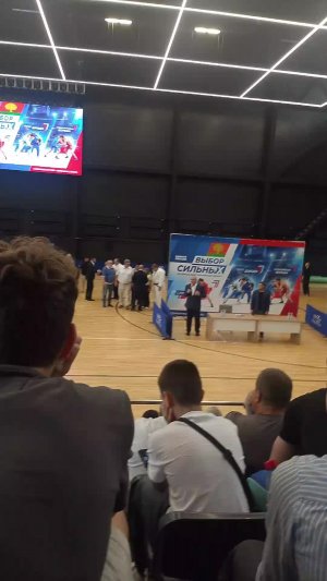Александр Карелин