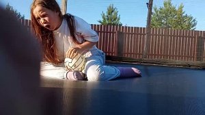 прыгаю на батуте ради одного подписчика