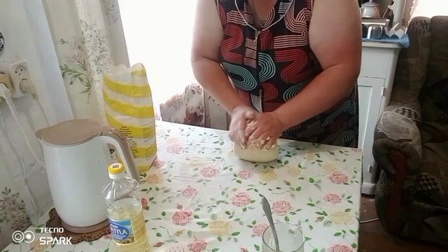 Налепила немного вареничков 😉 смотреть онлайн