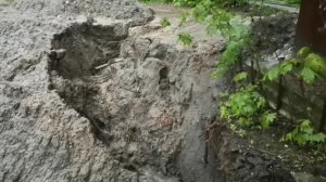 Дом у Верхнего Судка в Брянске оказался под угрозой из-за дождевых потоков