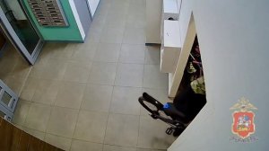 Дворник ворует велосипеды из жилого дома в Подмосковье