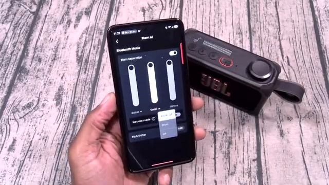 JBL BandBox Solo смотреть онлайн