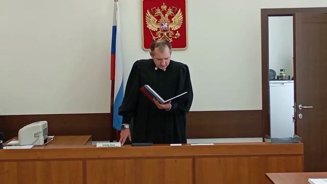 Обвиняемому во взяточничестве Сергею Любкину продлили содержание под стражей смотреть онлайн