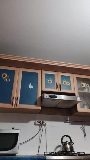 Приготовление ужина макарон и сосиски