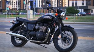 2014 Triumph Bonneville T100 Black Edition • Air-Cooled 865cc Parallel-Twin / Peashooter | Fast Tour