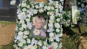 Элеонора Николаева - вдова Юрия Николаева успокоилась с любимым мужем на Троекуровском кладбище