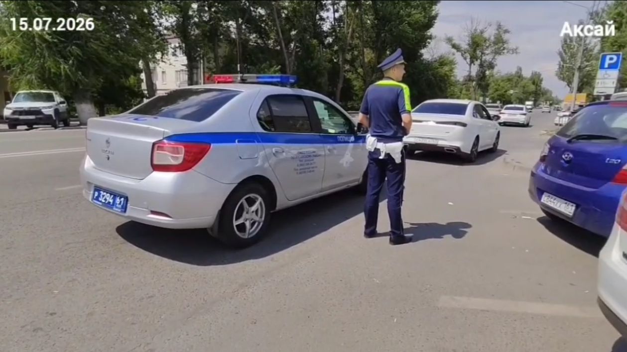 🔥ИНСПЕКТОРА ГАИ ВЫПИСЫВАЮТ ШТРАФЫ ЗА ВТОРОЙ РЯД У РЫНКА🔥