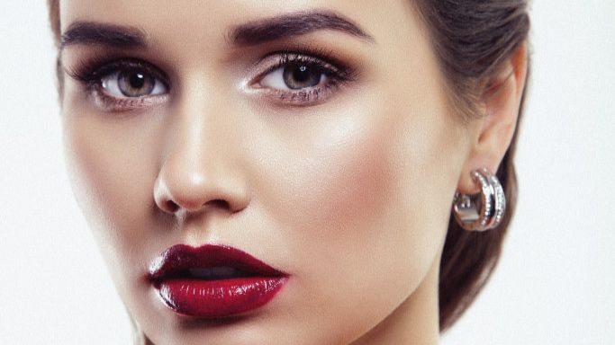 Celebrity: Black FOX (Ксения Добромилова) для сайта про моду и стиль vikagreen.ru смотреть онлайн