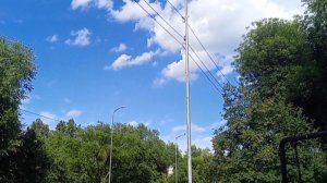 Маленькая прогулка наблюдаю за облаками. Нашла два фонтана и красивые цветы