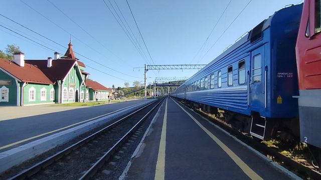 Медвежья Гора. Прибывает поезд Минск - Мурманск.